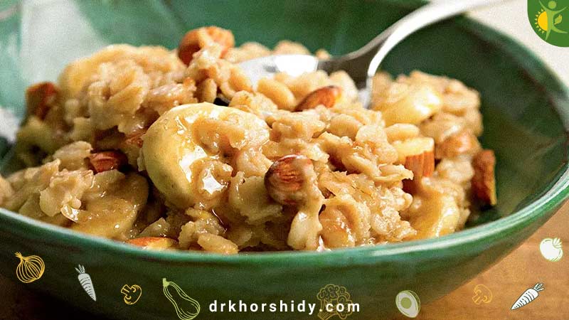 کاسه صبحانه سیبزمینی با مغزها و دانهها